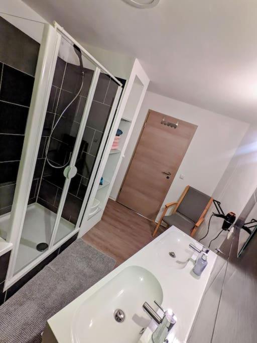 Fewo Im Lehm-Fachwerkhaus Erfurt Mit 3 Einzelnen Schlafzimmern Je Mit Tv Exteriér fotografie