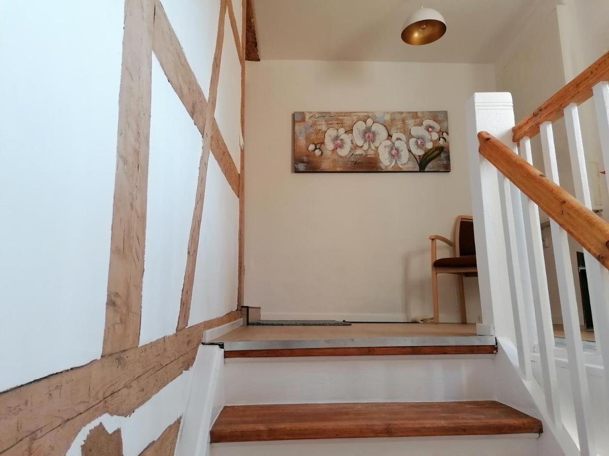 Fewo Im Lehm-Fachwerkhaus Erfurt Mit 3 Einzelnen Schlafzimmern Je Mit Tv Exteriér fotografie